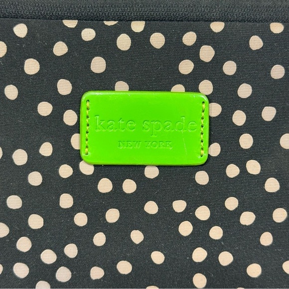 Kate Spade New York Black and Cream Polka Dot Lap Top Sleeve EUC - Picture 4 of 12